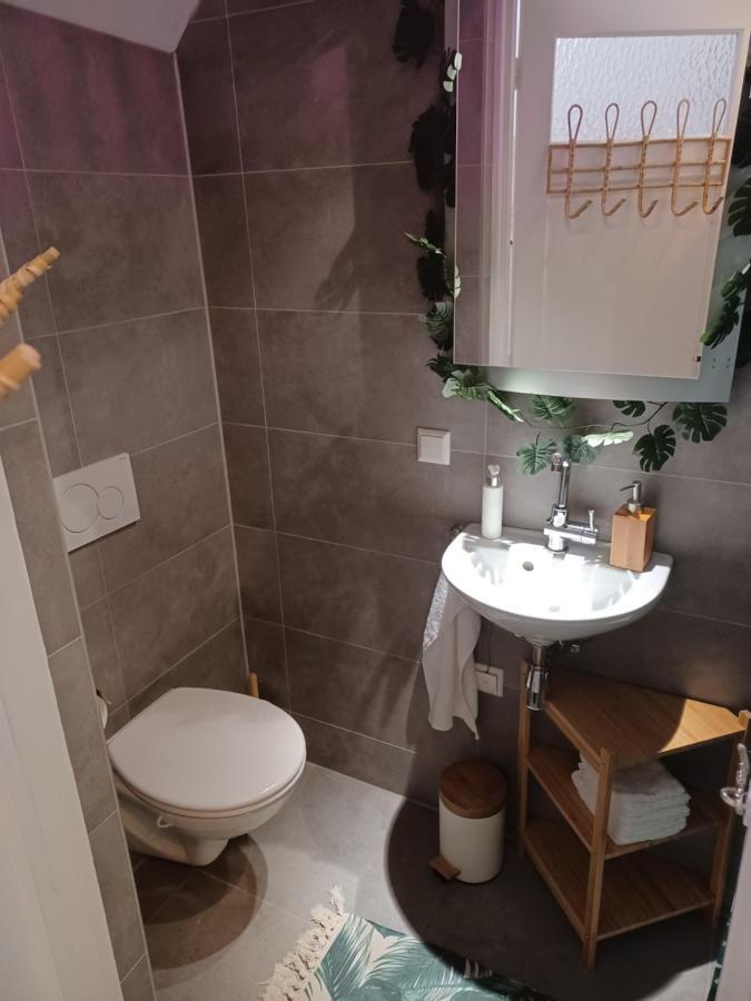 75M2 Indoor Glamping Scheveningen Apartamento Haia Exterior foto