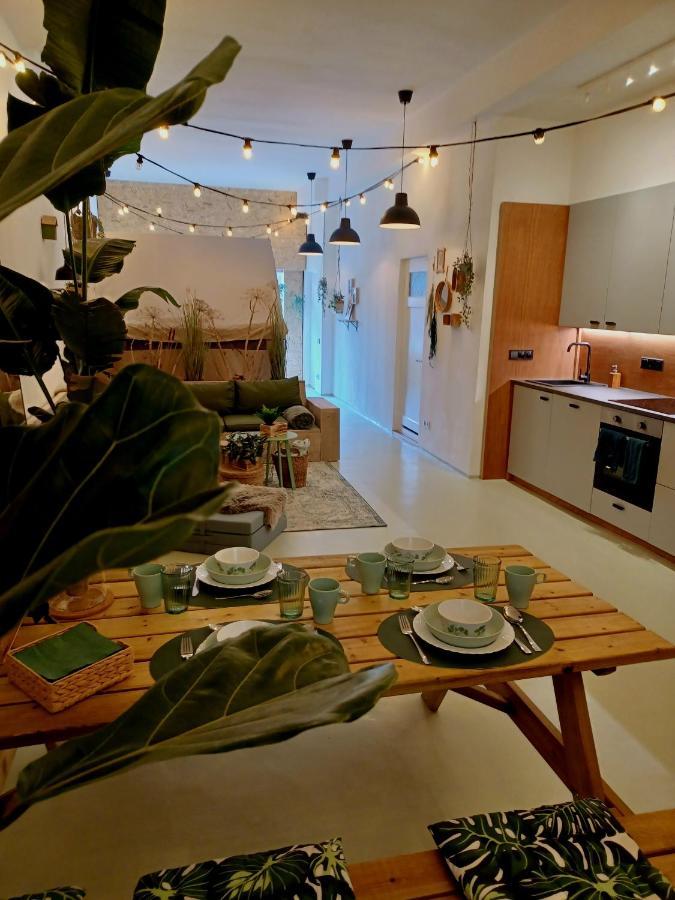 75M2 Indoor Glamping Scheveningen Apartamento Haia Exterior foto
